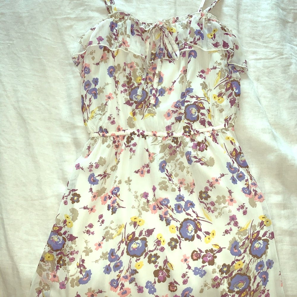 Floral print ruffled top and tie dress